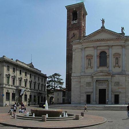 Bilocale In Centro - 10Km Da Malpensa Daire Gallarate Dış mekan fotoğraf