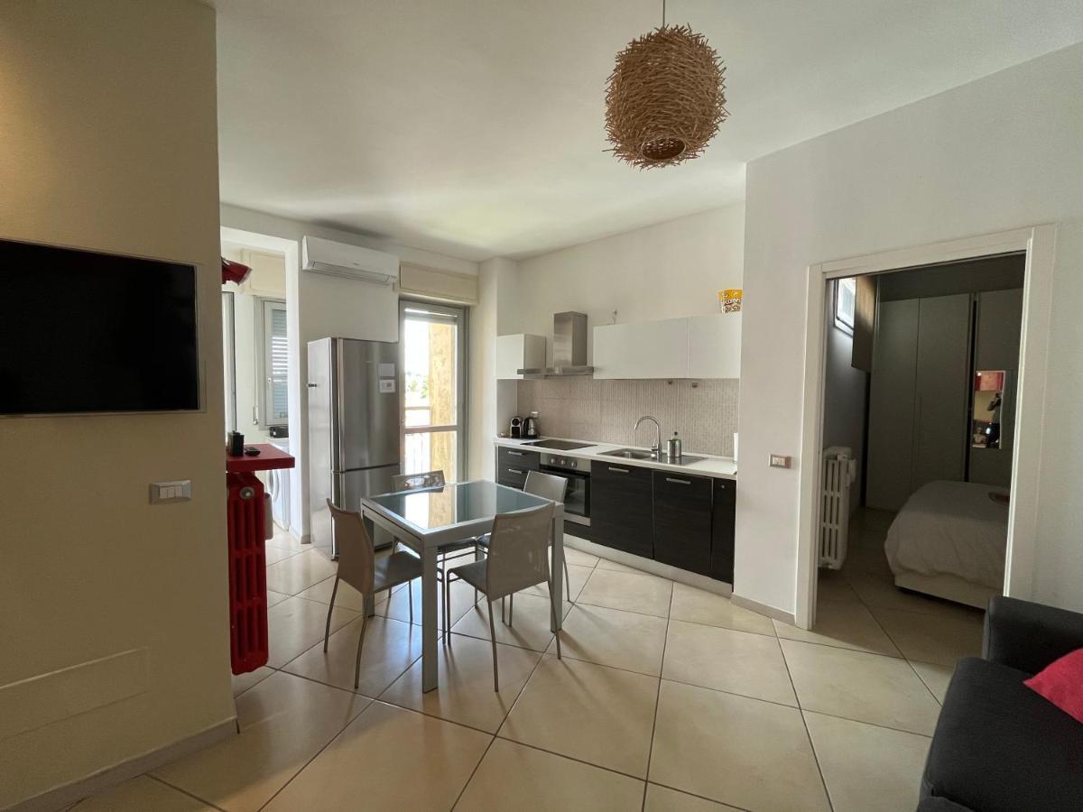 Bilocale In Centro - 10Km Da Malpensa Daire Gallarate Dış mekan fotoğraf